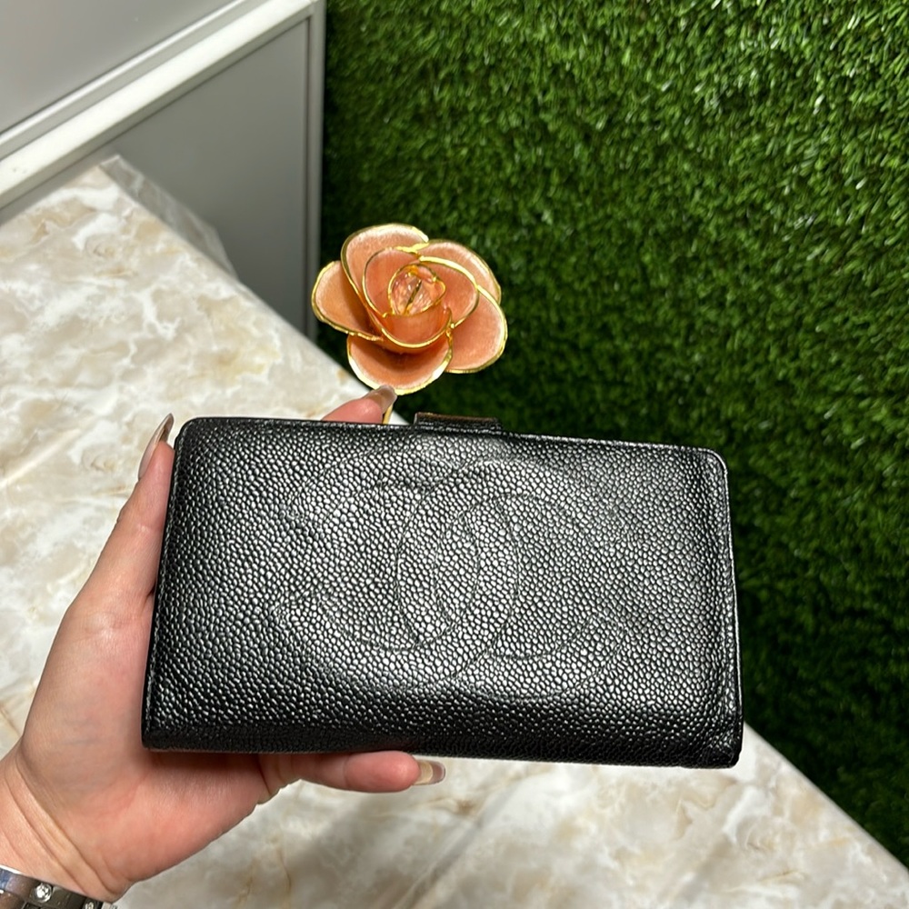 ❤️ Chanel Vintage Caviar Wallet 1220M84